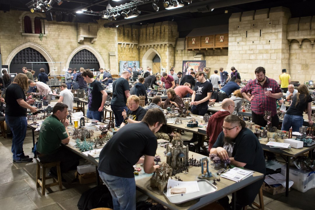 Warhammer 40K vs Age of Sigmar